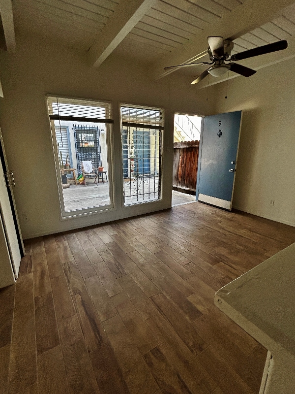 Photo - 1909 Beachwood Dr Apartment Unit 9