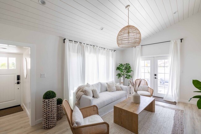 Photo - 1326 Corona St