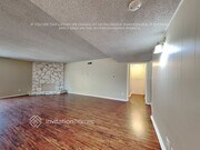 Photo - 15857 Liggett St