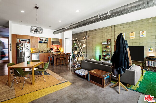 Photo - 1534 17th St Unit 102