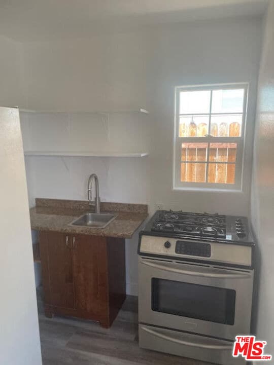 Photo - 7634 Milwood Ave