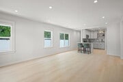 Photo - 619 Westmount Dr House