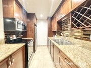 Photo - 1515 S Beverly Dr Unit 305