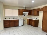 Photo - 924 N Quince Ave House