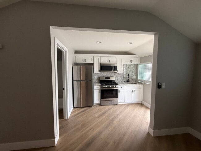 Photo - Multi Generation Home 4 Bedroom 3 Bath