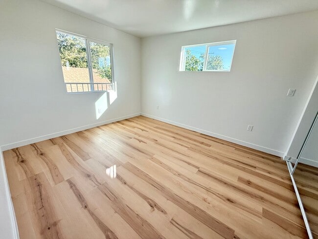 Photo - 2922 8th Ave Unit 2924 1/4 8th Ave