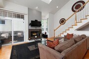 Photo - 420 Brookes Ave