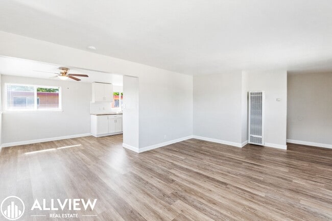 Photo - 3407 W Olinda Ln Unit D