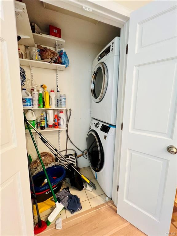 Photo - 22901 Leadwell St