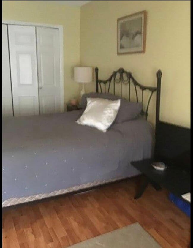 Building Photo - 2790 W Tola Ave Unit 1 bed 1 bath studio