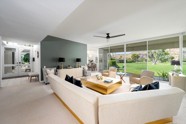 Photo - 322 Desert Lakes Dr