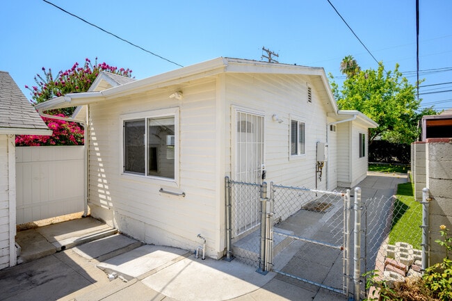 Photo - 1159 Western Ave House
