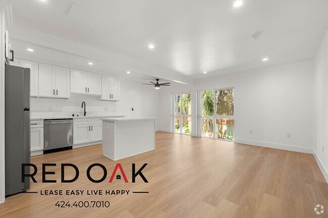 Building Photo - 17830 Sherman Way Rental