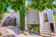 Photo - 2225 Baxter St