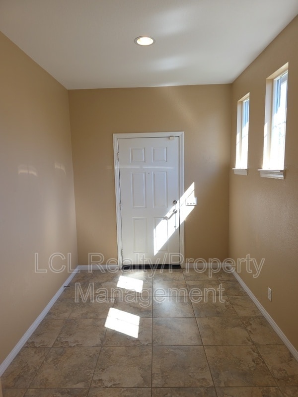 Photo - 27635 Whisperwood Dr