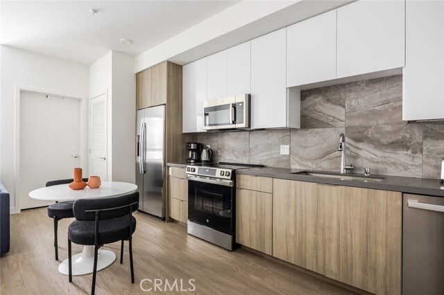 Photo - 511 S Harbor Blvd Unit 815