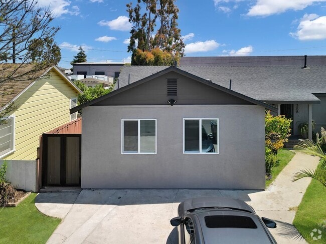 Building Photo - 6268 Montalvo Dr Rental