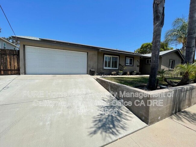 Photo - 8970 Lake Angela Dr