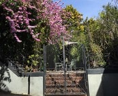 Building Entrance - 2024 Argyle Ave Unit H