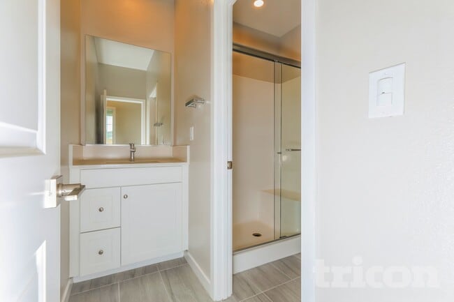 Photo - 31631 Willowood Way