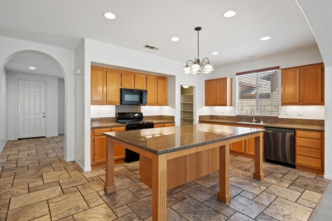 Building Photo - 84126 Canzone Dr Rental