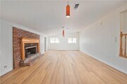 Photo - 18063 Burbank Blvd House