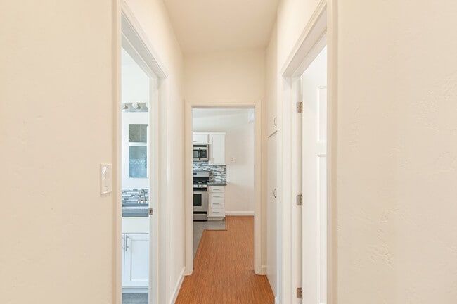 Photo - 2BD/1BA APARTMENT IN CROWN POINT! - 2 BLOCKS TO SAIL BAY! - $3,995/mo! Unit 3880.5 Haines Street