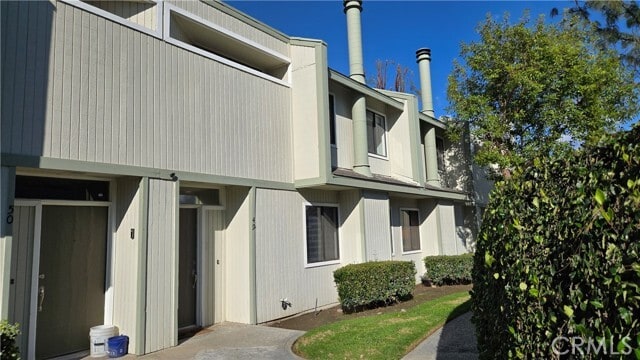 Building Photo - 1965 E Coulston St Unit 49