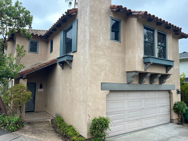 Spacious 3 Bedroom Home - Spacious 3 Bedroom Home