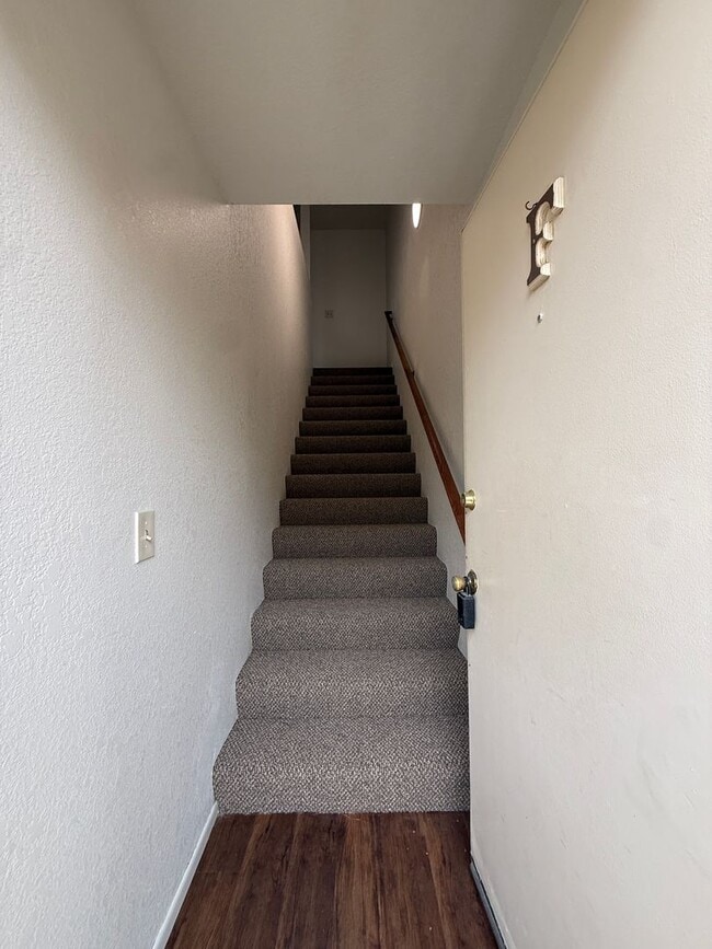 Photo - N57000 Unit F