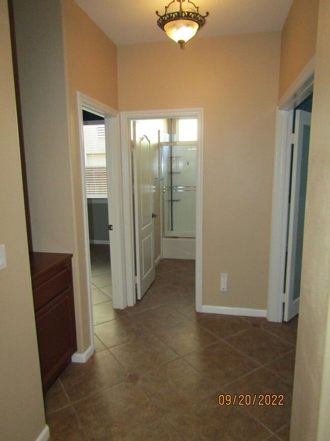 Photo - Beautiful Traditions Single Story Home is Centrally Located Near Shopping/101 Frwy