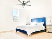 Photo - 1932 New England St