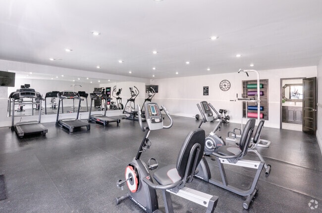 Fitness Center - Sunset Pointe Apartments