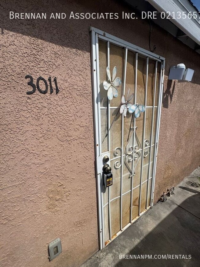 Photo - 3011 Franklin Ave