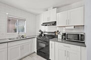 Photo - 2653 Newton Ave