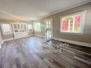 Photo - 5758 Pickering Ave Condo Unit B
