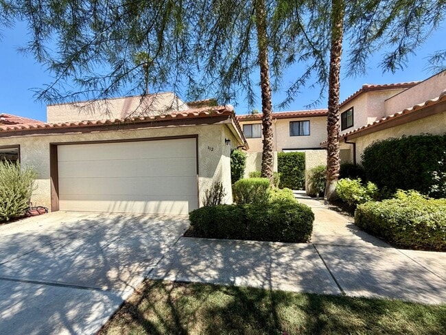 Building Photo - AVAILABLE NOW! GORGEOUS Two-Story 2 Bedroom 2 Bathroom Condo in Palm Desert