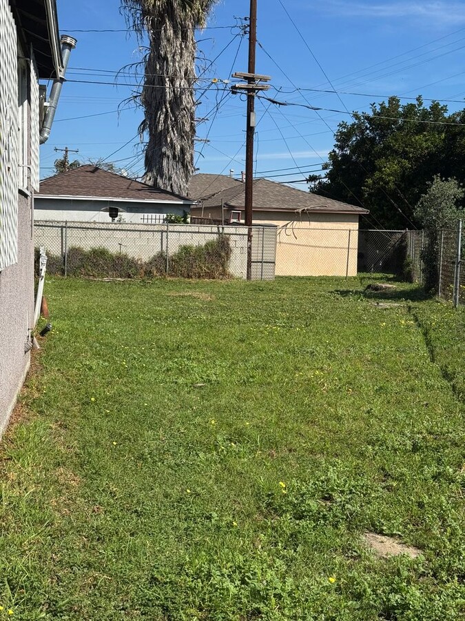 Photo - 713-715 E. Cocoa St. Unit 713