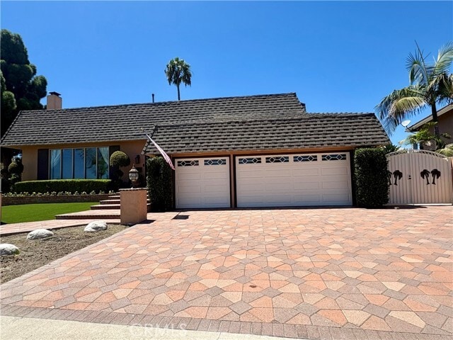 Building Photo - 20441 Ravenwood Ln