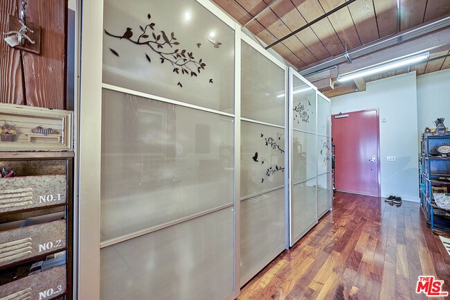 Photo - 530 S Hewitt St Unit 326