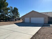 Photo - 3 bedroom, 2 bathroom in Apple Valley! House