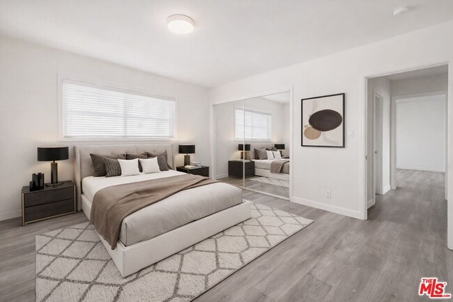 Photo - 1446 Cochran Ave