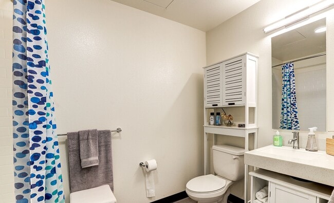 Photo - 4252 Crenshaw