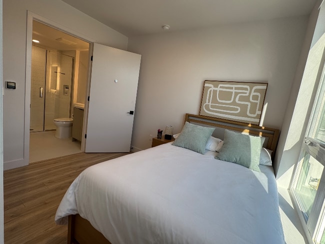 Building Photo - 8377 Blackburn Ave