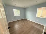 Photo - 1334 W 65th St