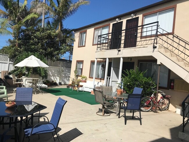 Photo - Two blocks to the beach! Vacation all year round' Unit 966 Emerald-D