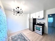 Photo - 1540 W 60th St