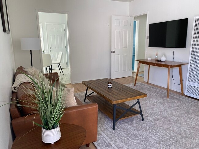 Photo - 14526 Dickens St Unit 14530.5