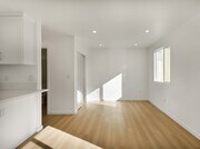 Photo - 2240 S Burnside Ave Apartments Unit 2242.5