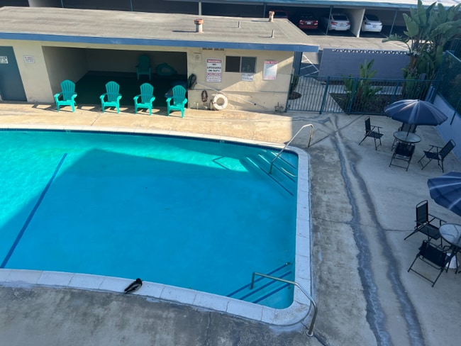 Photo - 750 W Bonita Ave Unit 21